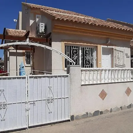 Prázdninový dům Detached Ciudad Quesada, Fully Ac, Pool Ciudad Quesada