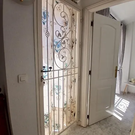 Detached Ciudad Quesada, Fully Ac, Pool בית נופש
