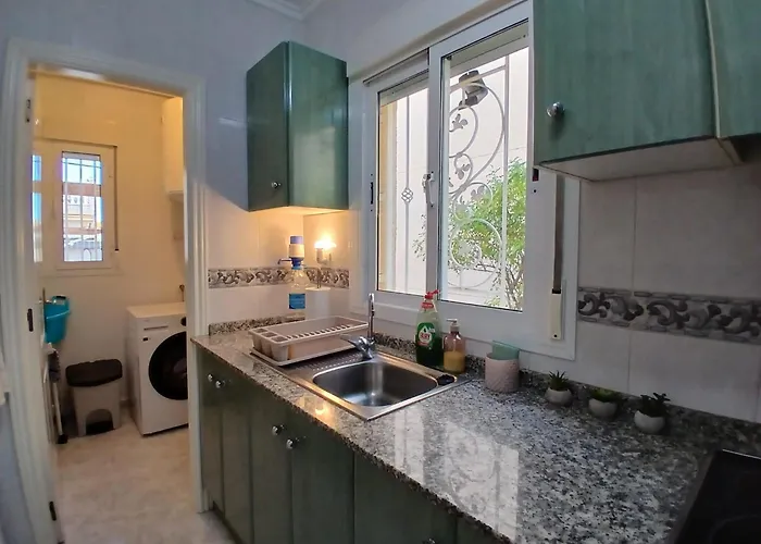 Feriehus Detached Ciudad Quesada, Fully Ac, Pool
